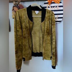 LuLaRoe BEAUTIFUL XL Elegant line.  Super soft, velvety velour feel Bomber jacke